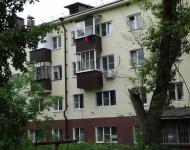 Продается двухкомнатная квартира в центре Военного городка по адресу: Липецк-2, д.163.